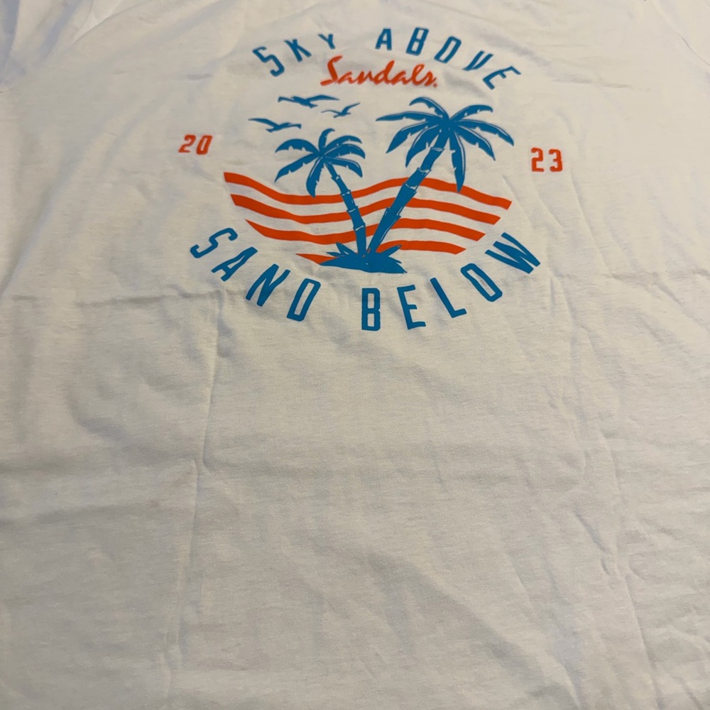 Sandals Tropix White Graphic Tee XXL
